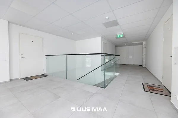 Esik - Modernised Apartment with Garden in Kohila