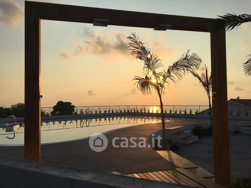 Piscina - Villa con vista mare e piscina a Zambrone