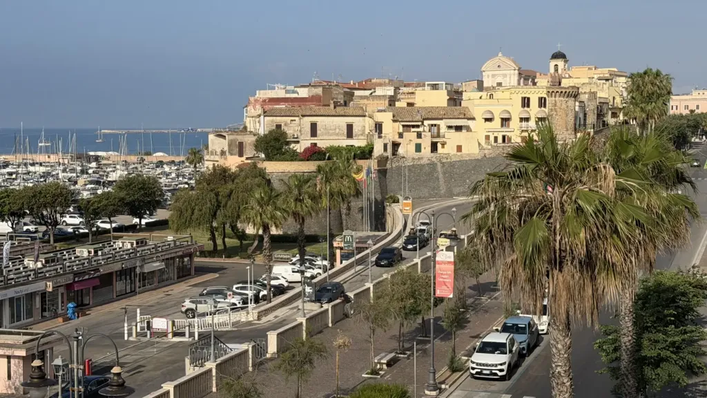 Apartment with Sea View in Nettuno