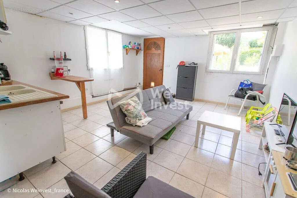 Séjour - Pavillon Indépendant avec Jardin à Dampmart