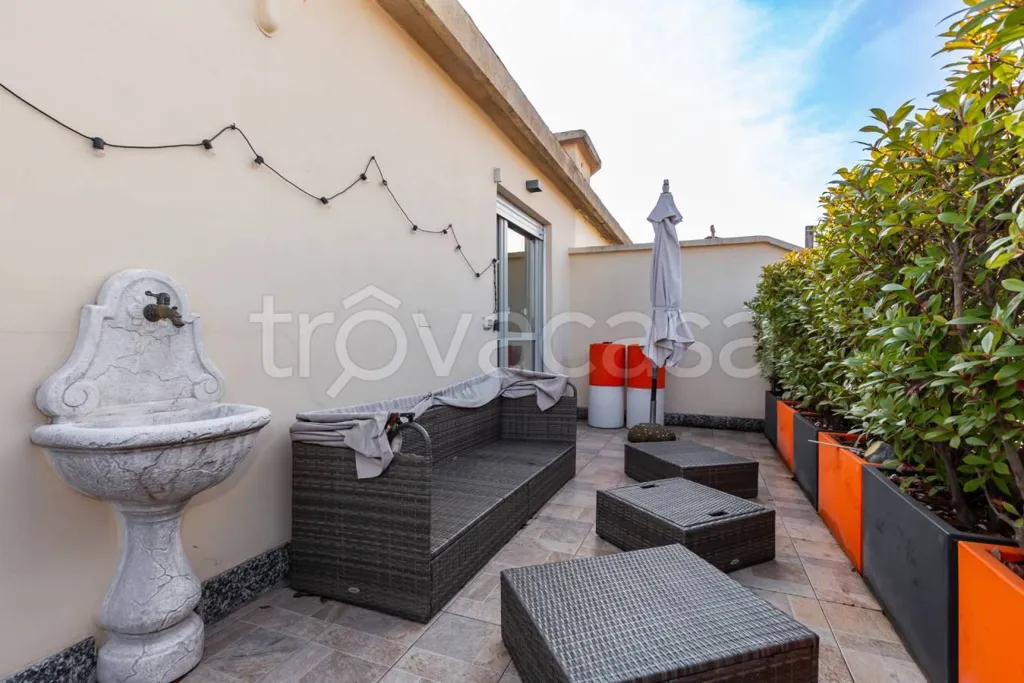 Jardin - Attico with Terraces in Torino