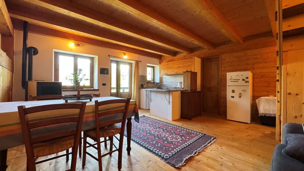 Kitchen - Rustic House with Mountain View in Varzo