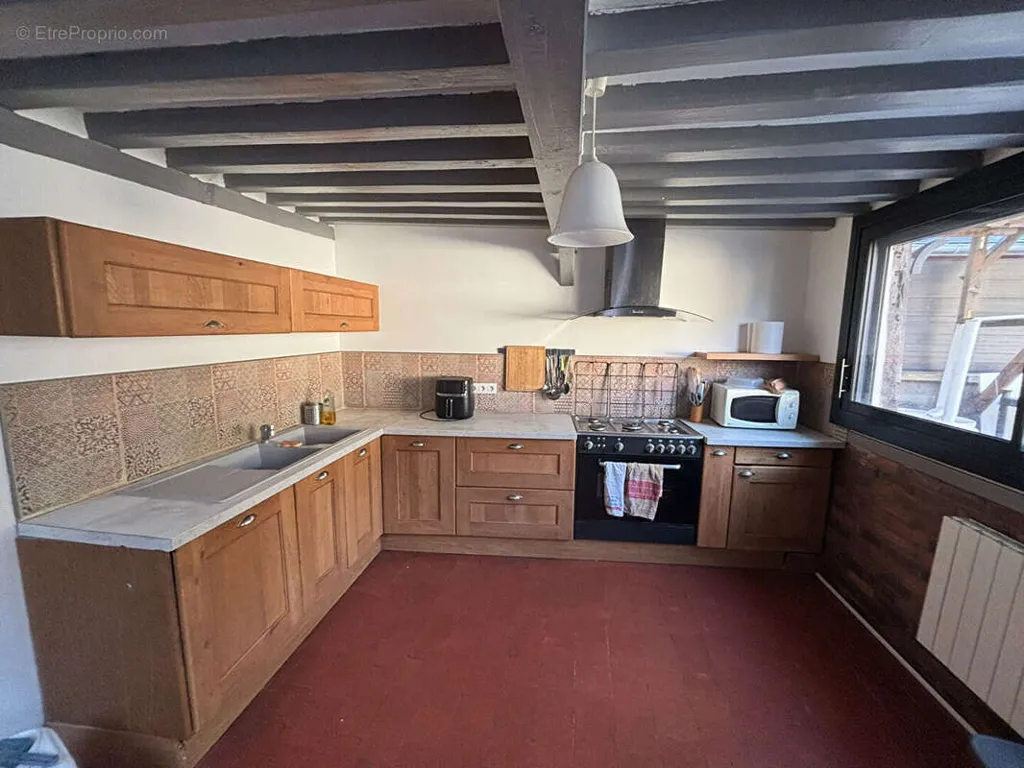 Cuisine - Maison Charmante avec Terrasse à Rouen