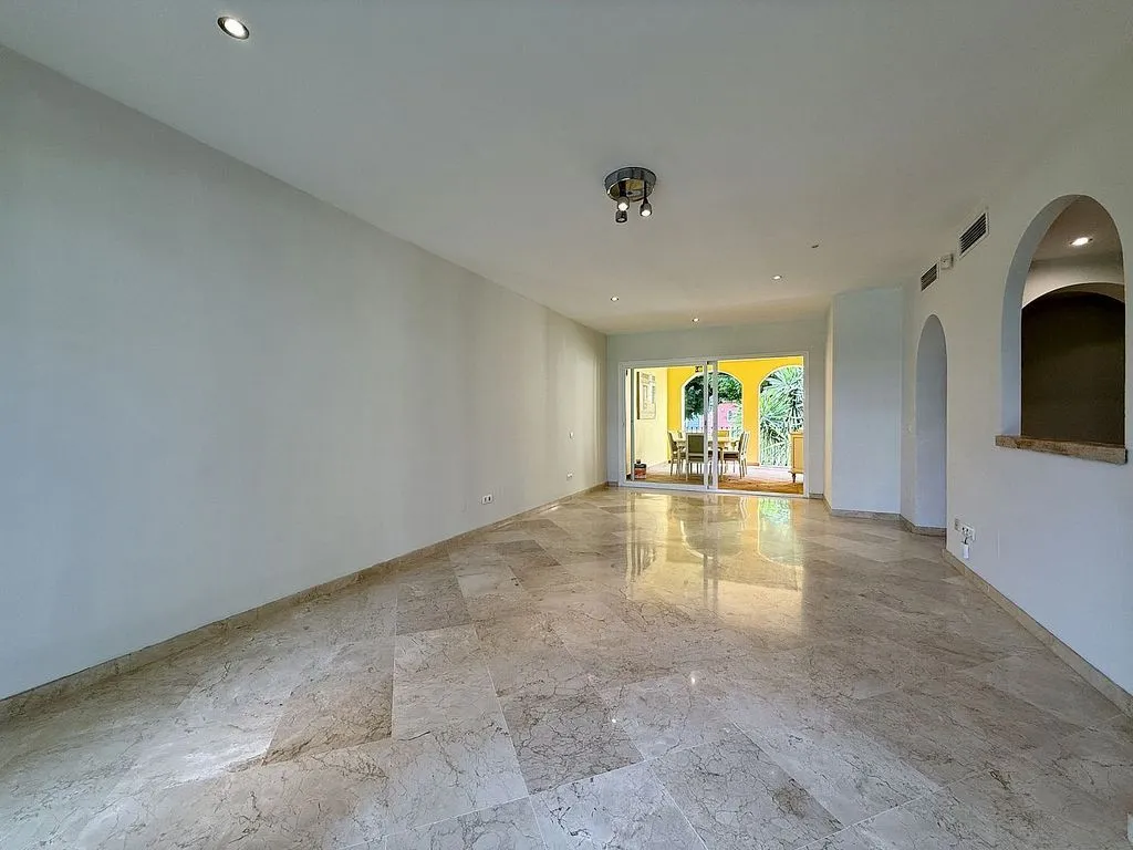 Living Room - Apartment with Pool and Golf View in Guadalmina Alta