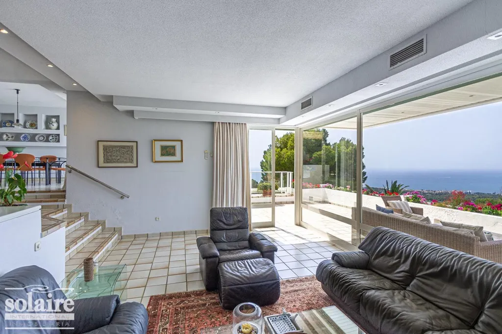 Living Room - Renovated Villa with Sea View in Altea
