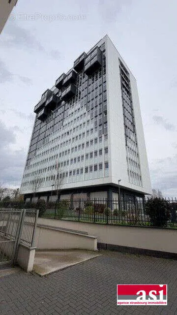 Esterno - Studio with Commercial Lease in Strasbourg Centre