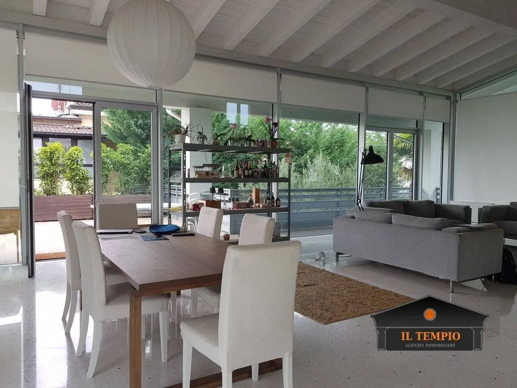 Salle à manger - Modern Villa with Terrace in Vicenza