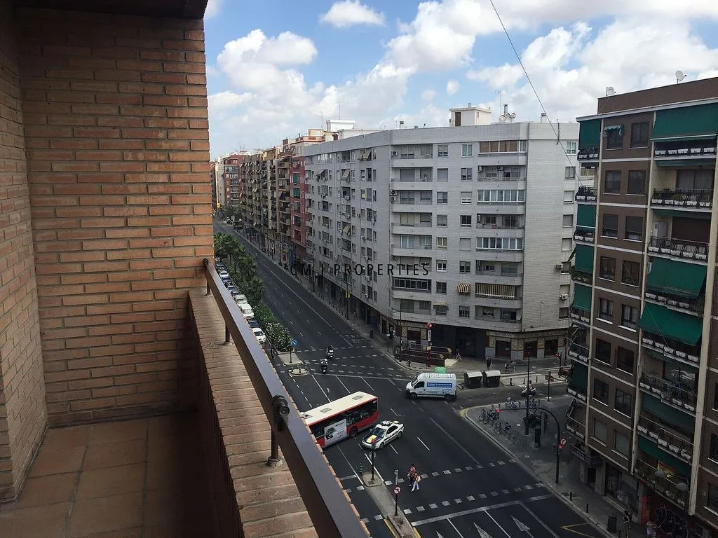 Rõdu - Fully Furnished Flat with Terrace in Jesús