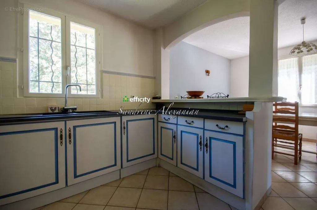 Cucina - Family House with Pool in Le Thoronet