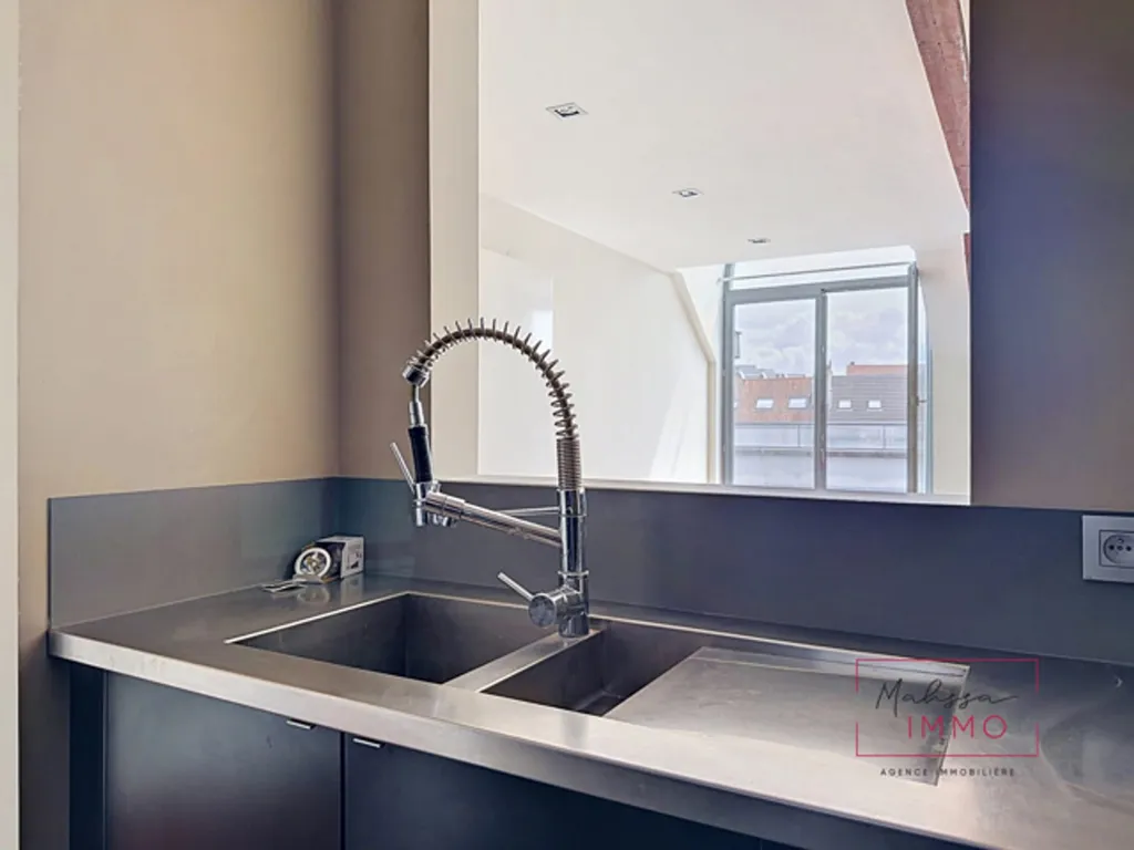 Cucina - Duplex with Terrace in Porte de Namur