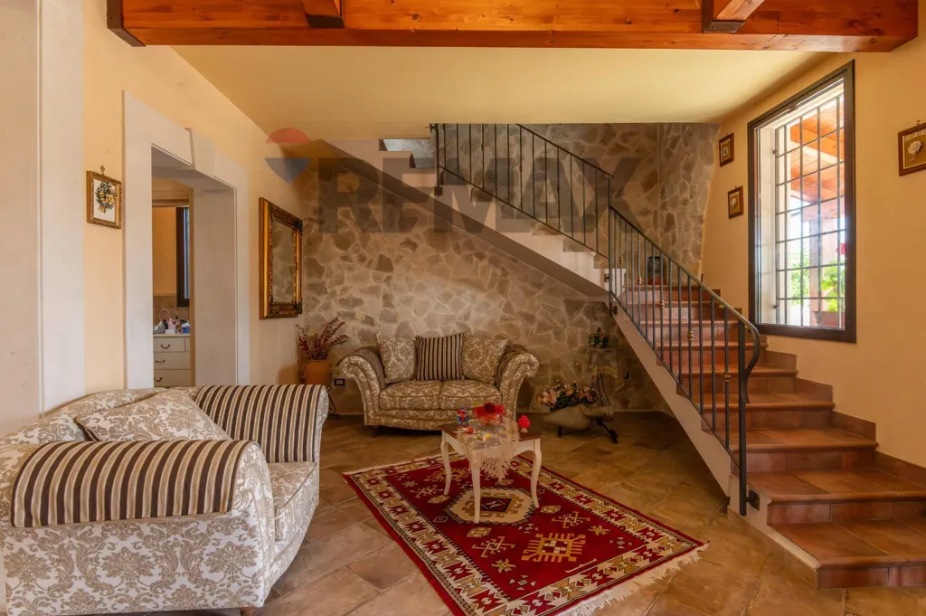 Séjour - Rearranged Villa with Garden in Avola