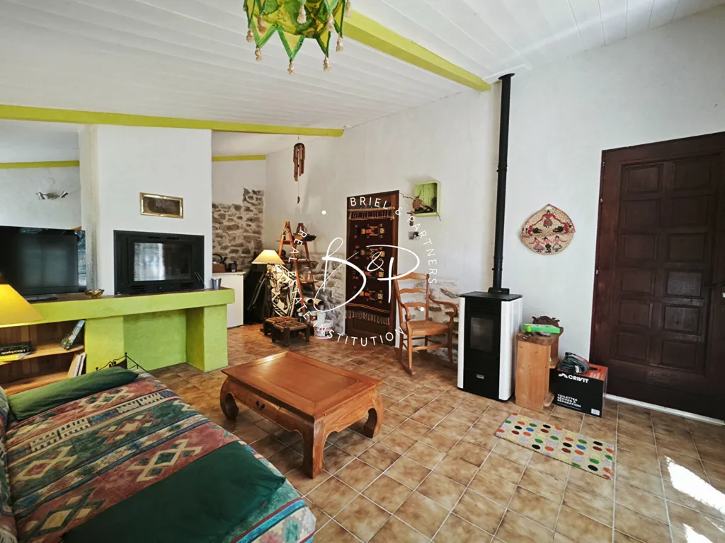 Séjour - Maison en Pierre avec Piscine à Lorgues