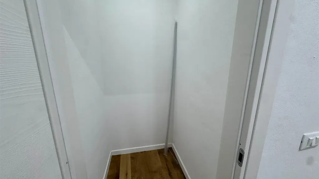 Pièces - Ground Floor Apartment with Garden in Florence