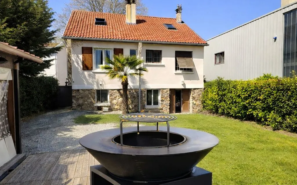 Giardino - Charming Maison with Garden in Montreuil