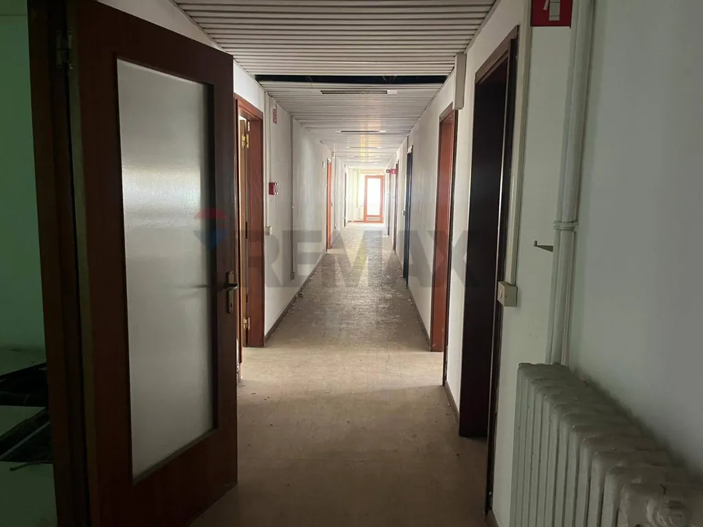 Esik - Office with Terrace in Mestre, Venice