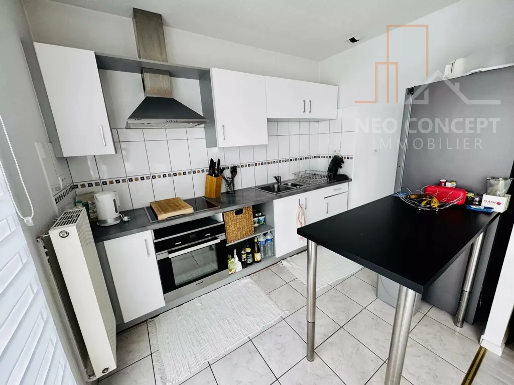 Cucina - Apartment with South-Facing Balcony in Soufflenheim