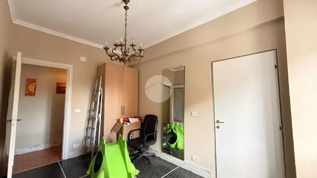 Chambres - Apartment with Balcony in Sampierdarena, Genoa