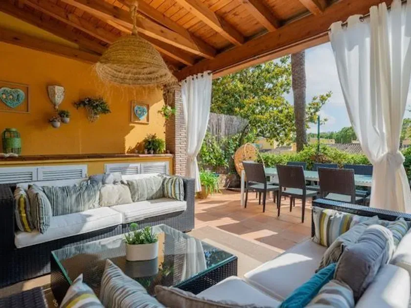 Terrazza - Charming Adosado with Pool in Marbella Centre