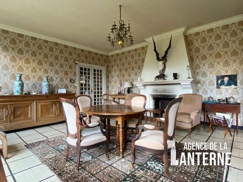 Dining Room - Luxury House with Garden in Saint-Pierre-d'Oléron