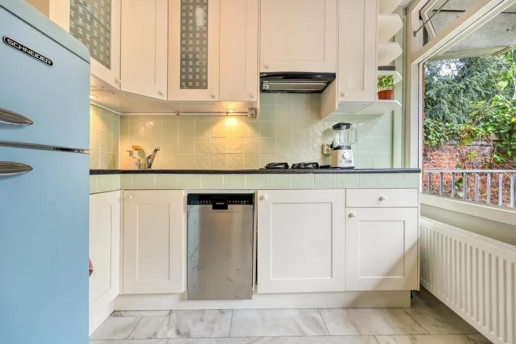 Studio Flat with Terrace in Delft