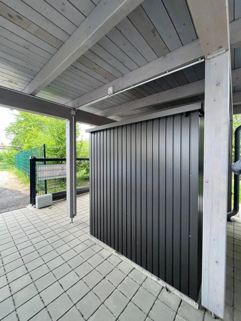 Garaaž - Semi-Detached House with Garden in Guntramsdorf