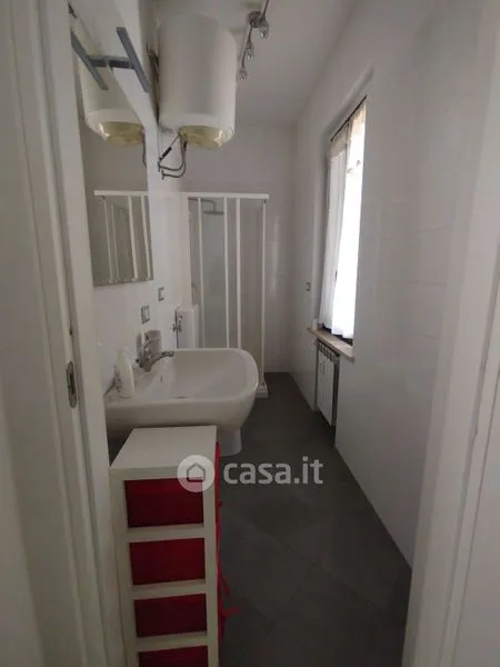 Salles de bain - Mansarded Studio in Corso Risorgimento, Novara
