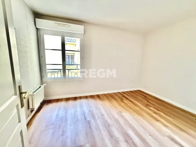 Pièces - Appartement avec Balcons en Centre-Ville à Saint-Fargeau-Ponthierry