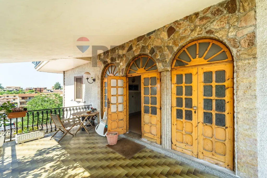 Balcone - Chalet-Style Apartment with Terrace in Case Rosse