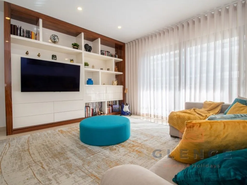 Elutuba - Luxury Apartment with Terrace in Quarteira