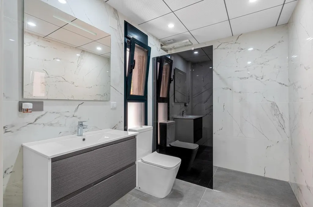 Salles de bain - Villa with Pool in Dehesa de Campoamor