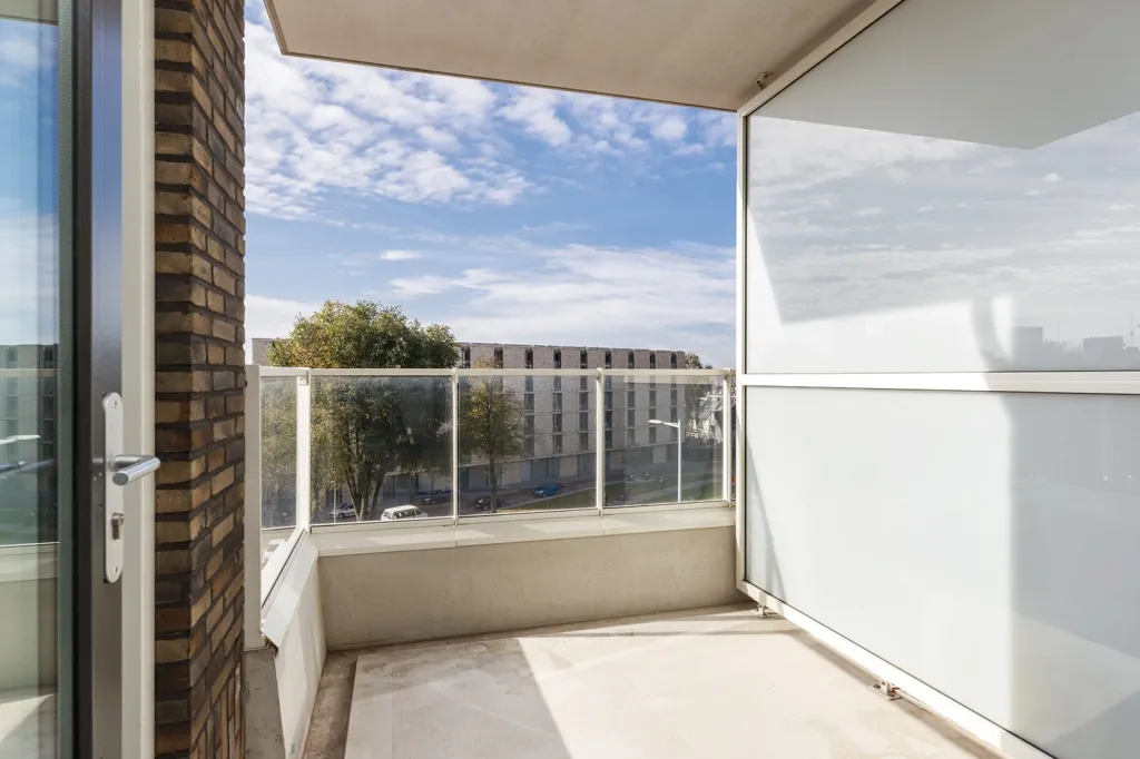 Rõdu - 2-Bedroom Apartment with Balcony in Utrecht