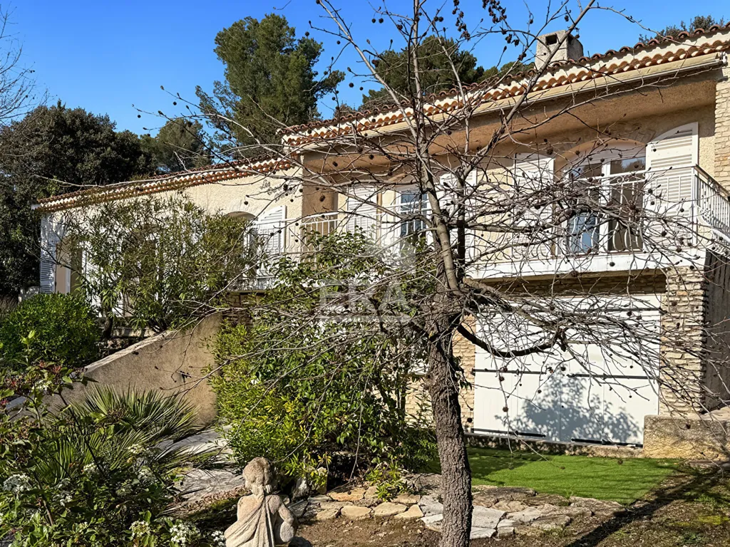 Välivaade - Maison with Pool in Bouc Bel Air