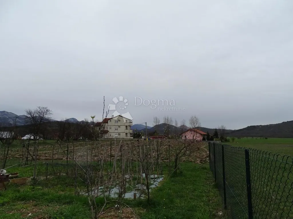 Jardin - Parking Land with Asfalt Road Access in Dražice