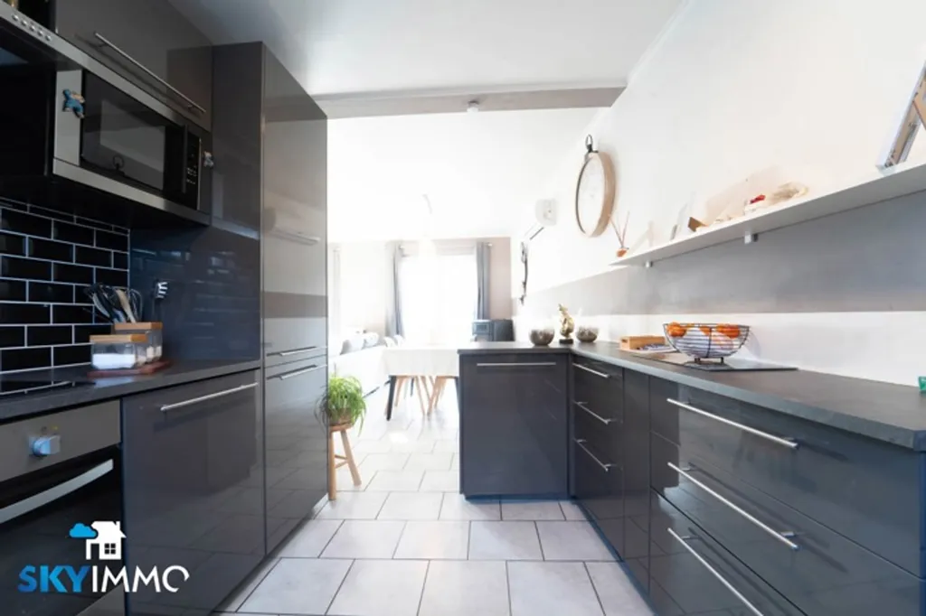 Cucina - Apartment with Terrace and Garage in Herstal