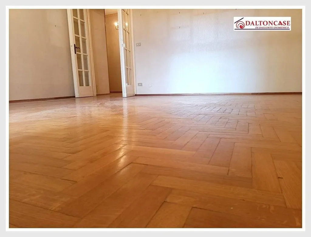 Toad - Spacious Apartment with Balcony in Fossano