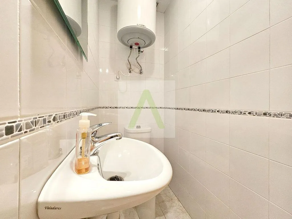 Bathrooms - Apartment with Terrace in Oropesa del Mar Centre