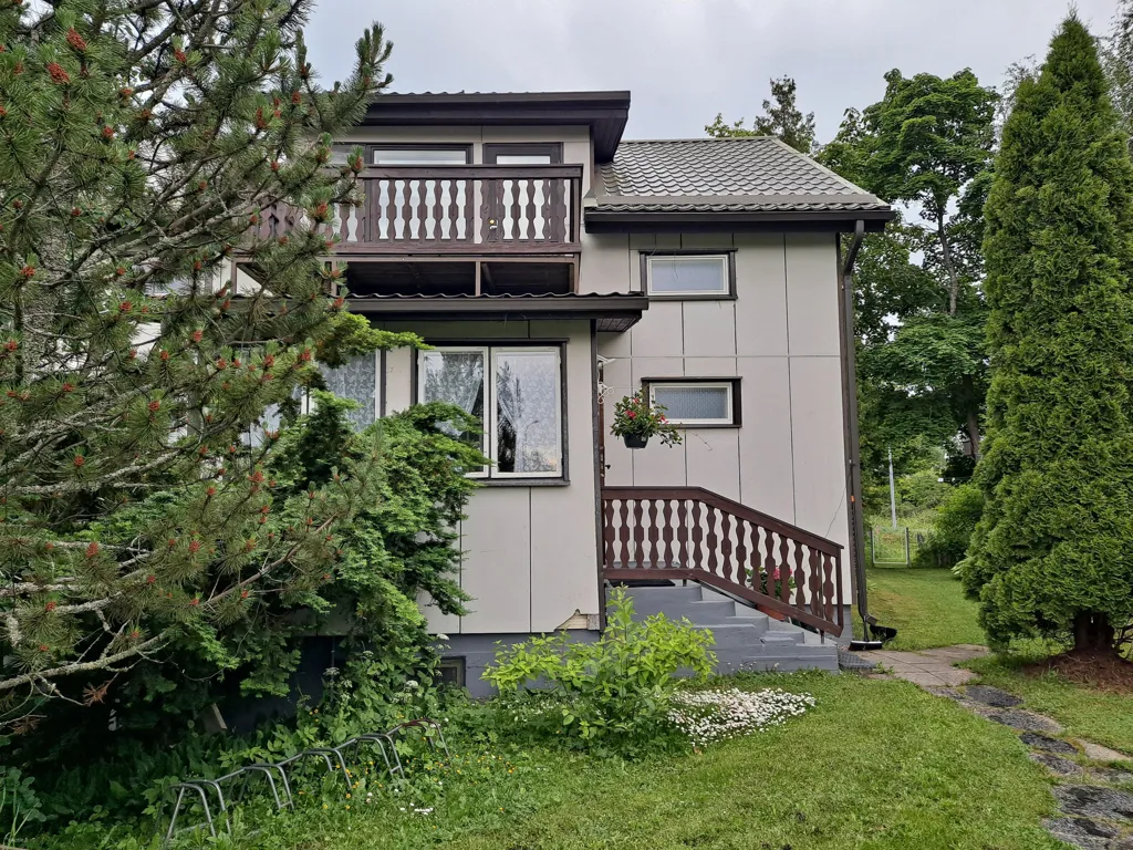 Extérieur - Detached House with Balcony in Popular Area