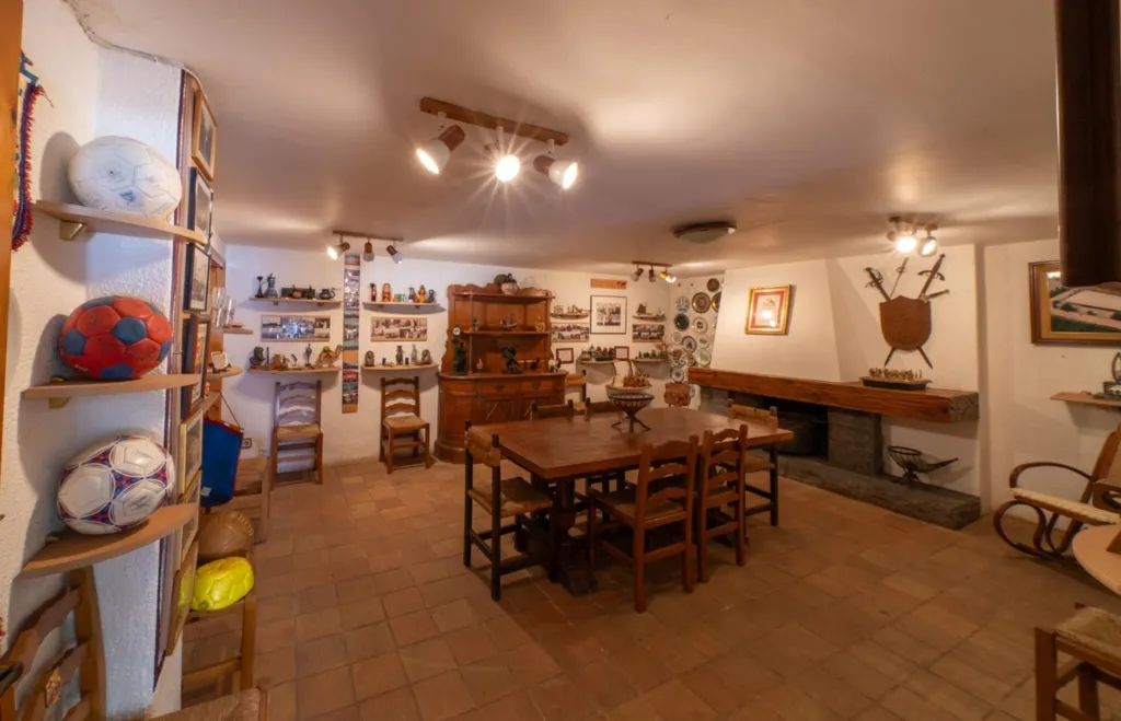 Söögituba - Luxury House with Pool in La Roca del Vallès