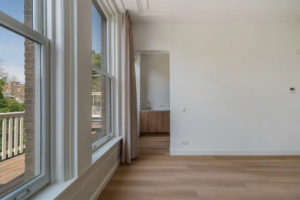 Pièces - Renovated Apartment with Balcony in The Hague