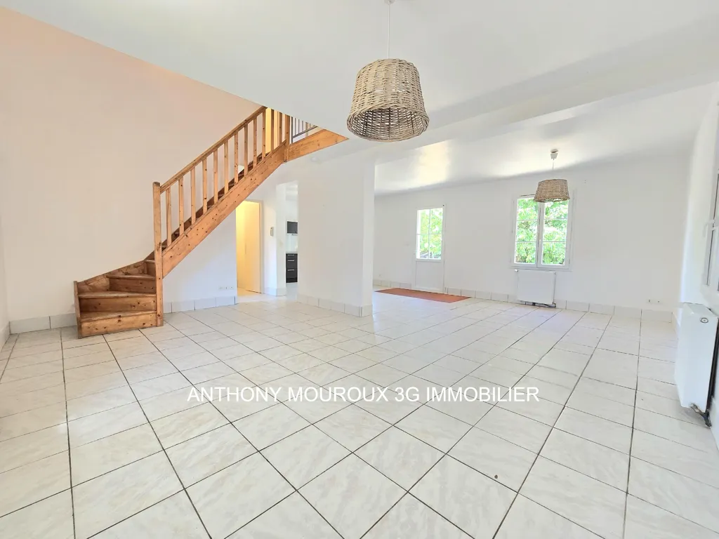 Soggiorno - House with Garden in Meillonnas