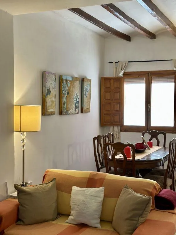 Sala da pranzo - Renovated House with Pool in Polop's Historic Centre