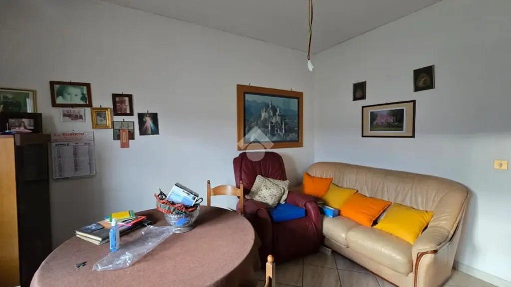 Soggiorno - Spacious Apartment with Balcony in Rende
