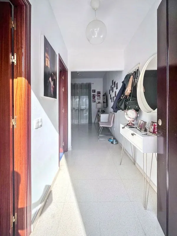 hallway_entrance