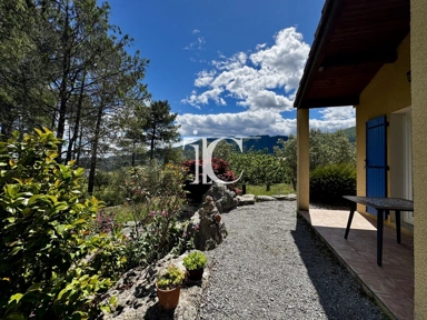 Terrasse - Villa avec Terrain à Les Vans