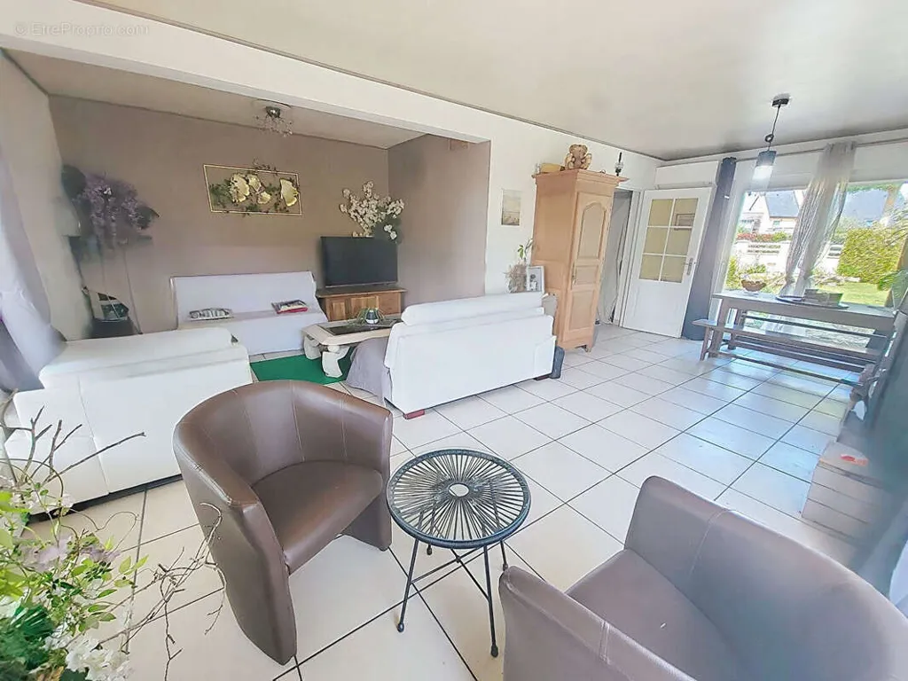 Maison 7 pièces à Benouville