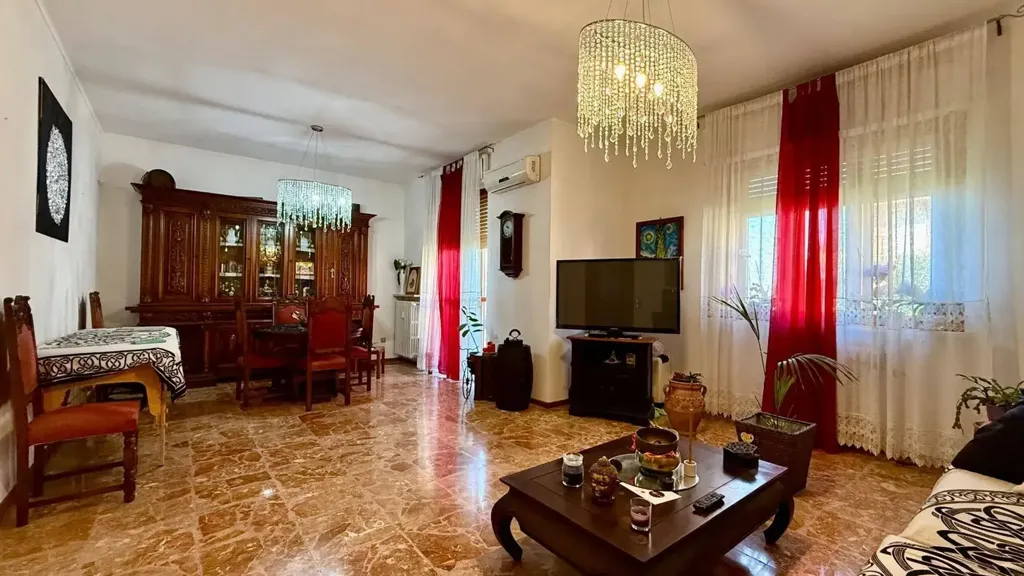 Séjour - Apartment with Balcony in Alessandria