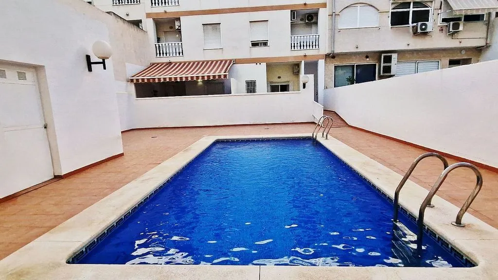 Piscina - Studio with Pool in Torrevieja Centre
