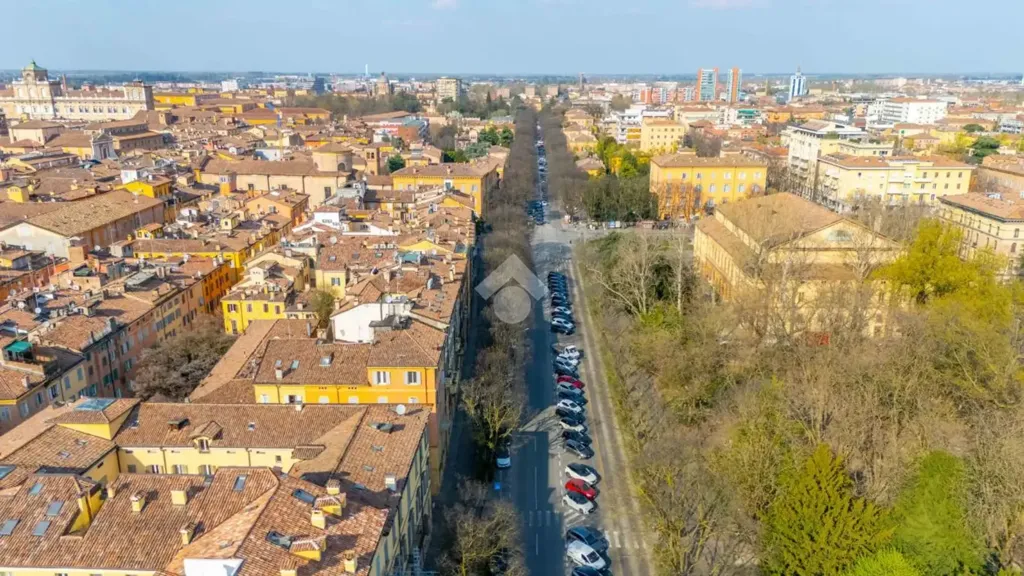 Vue aérienne - Signorile Flat with Ascender in Modena's Historic Centre