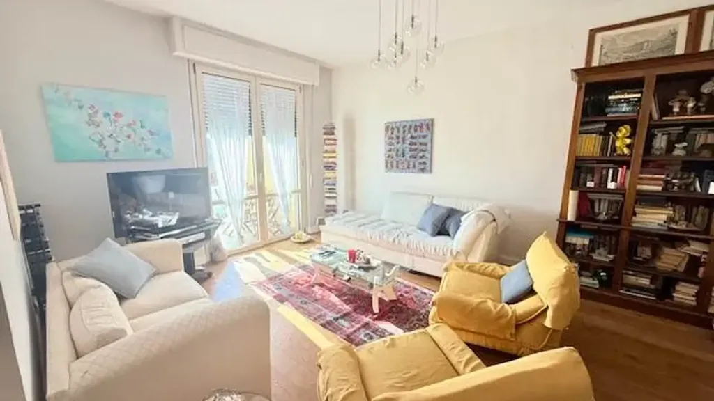 Séjour - Rusticated Penthouse with Views in Florence
