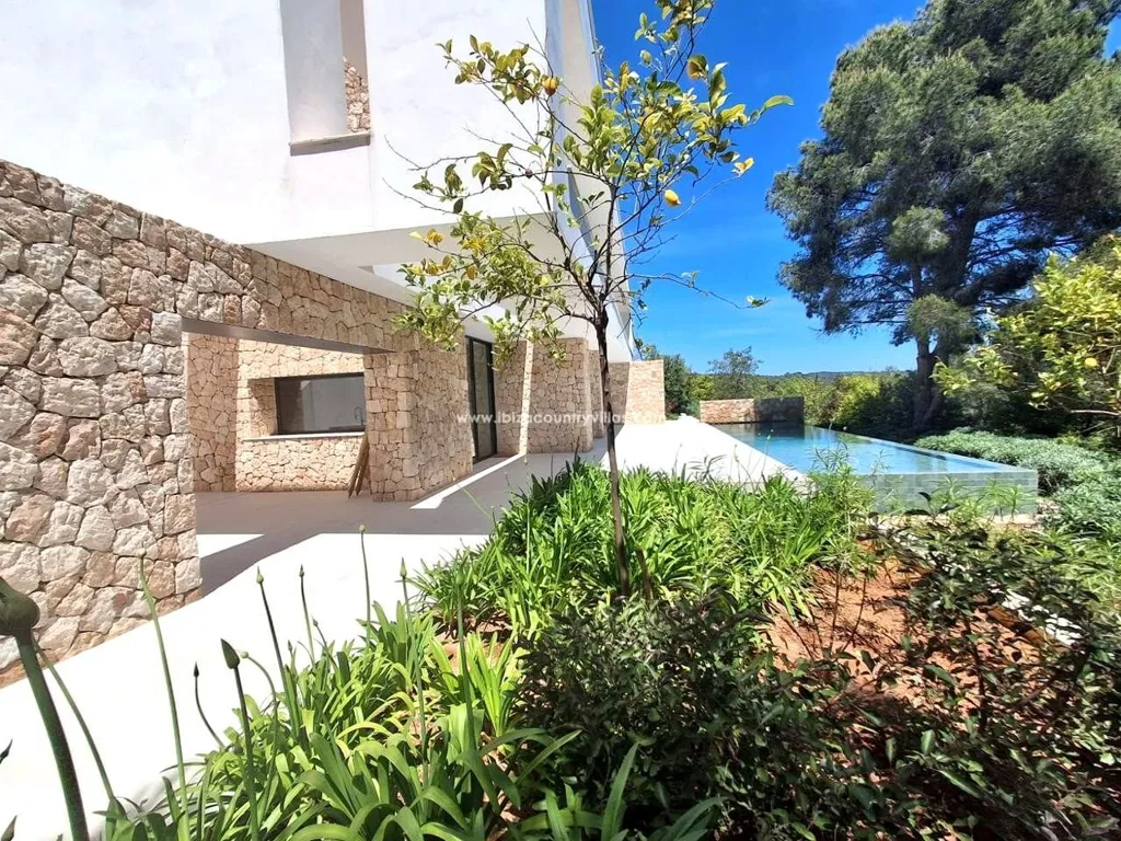 Bassein - Contemporary Villa with Infinity Pool in Ibiza